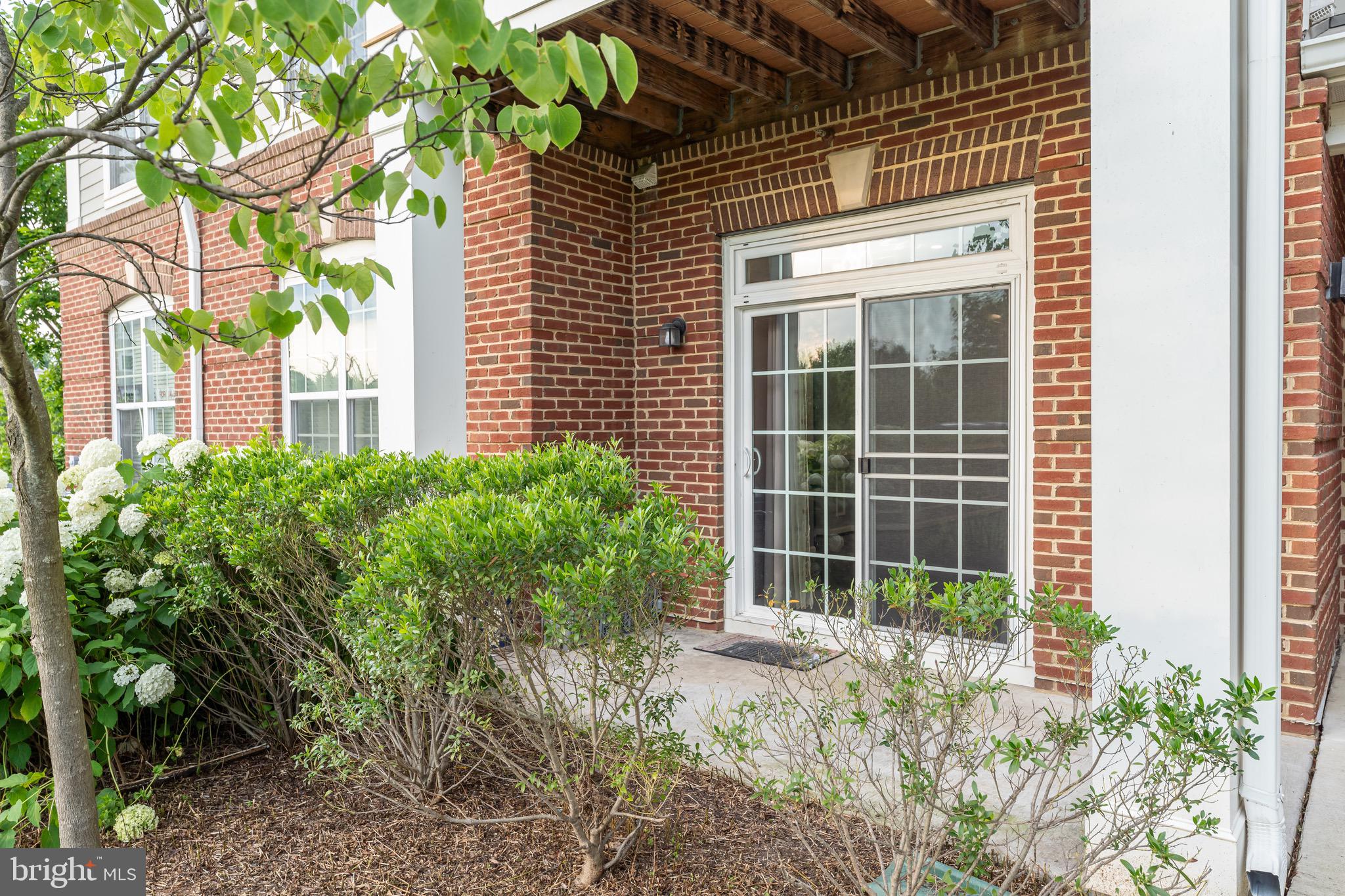 3850 CLARA DOWNEY AVE #14