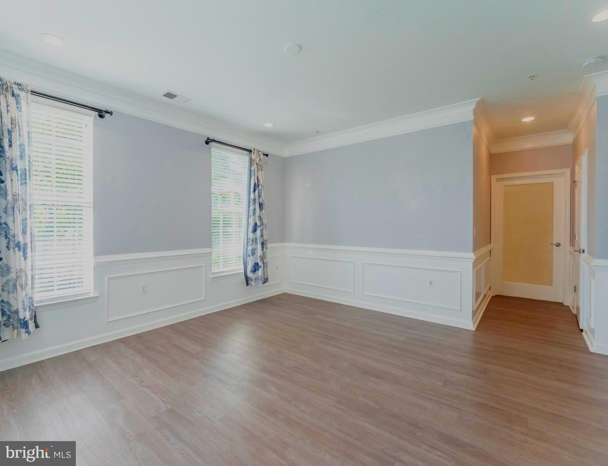 3850 CLARA DOWNEY AVE #14