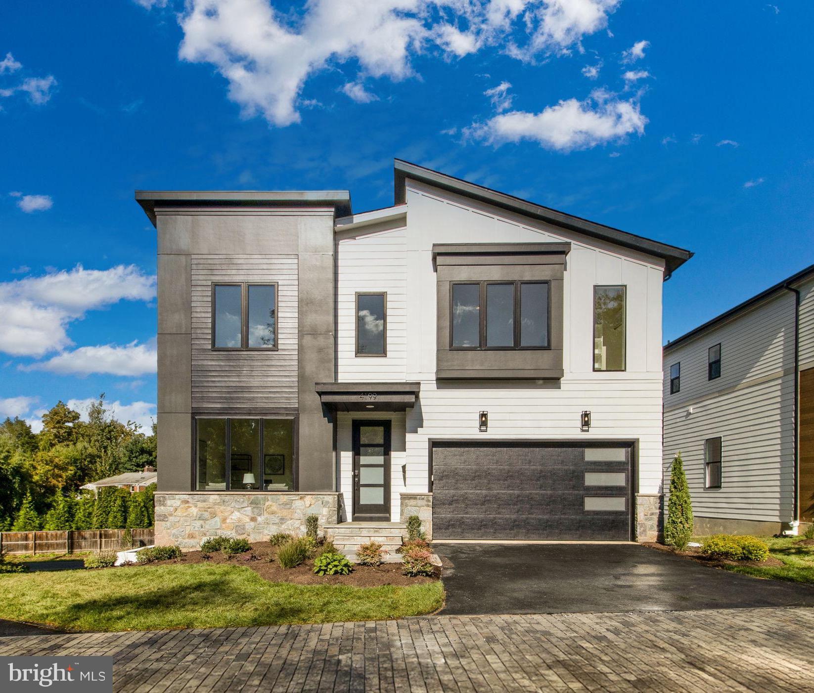 4199 East West