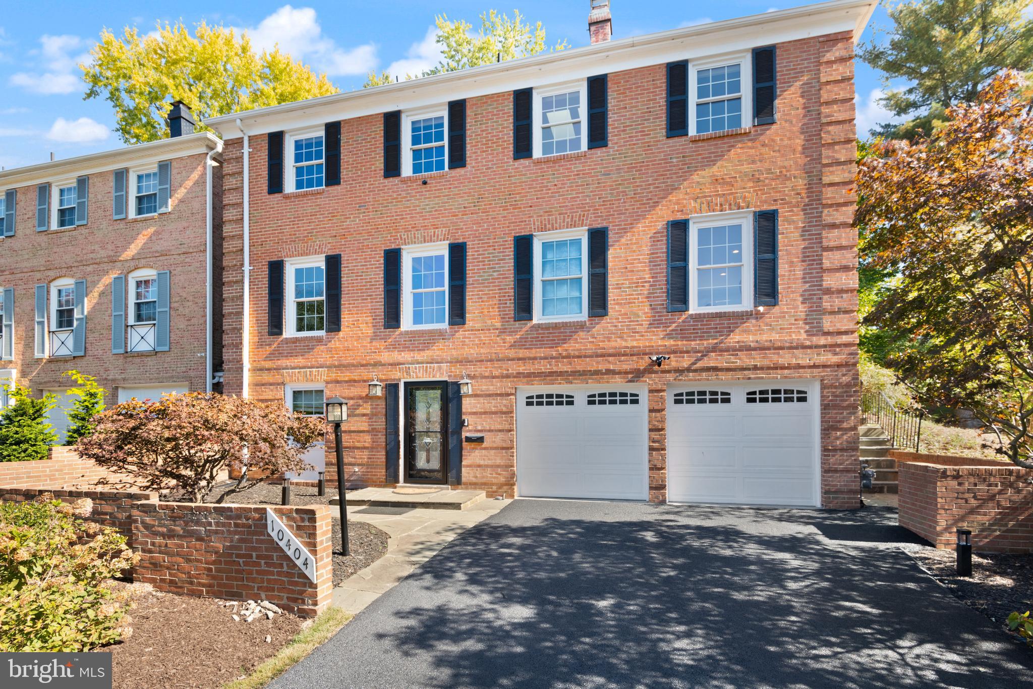 10404 Democracy Ln