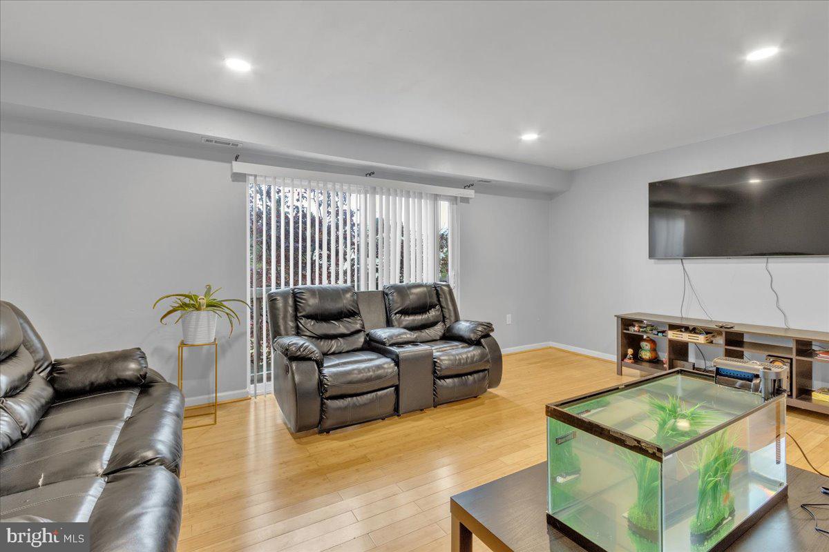 2380 SUN VALLEY CIRCLE 2-N