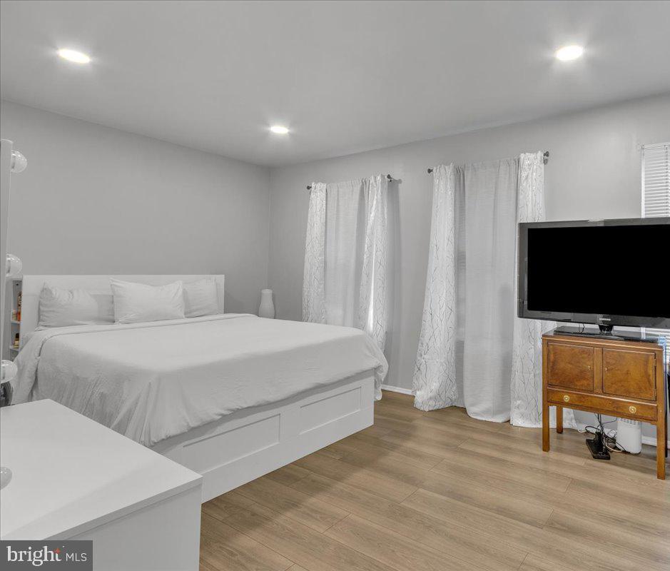 2380 SUN VALLEY CIRCLE 2-N