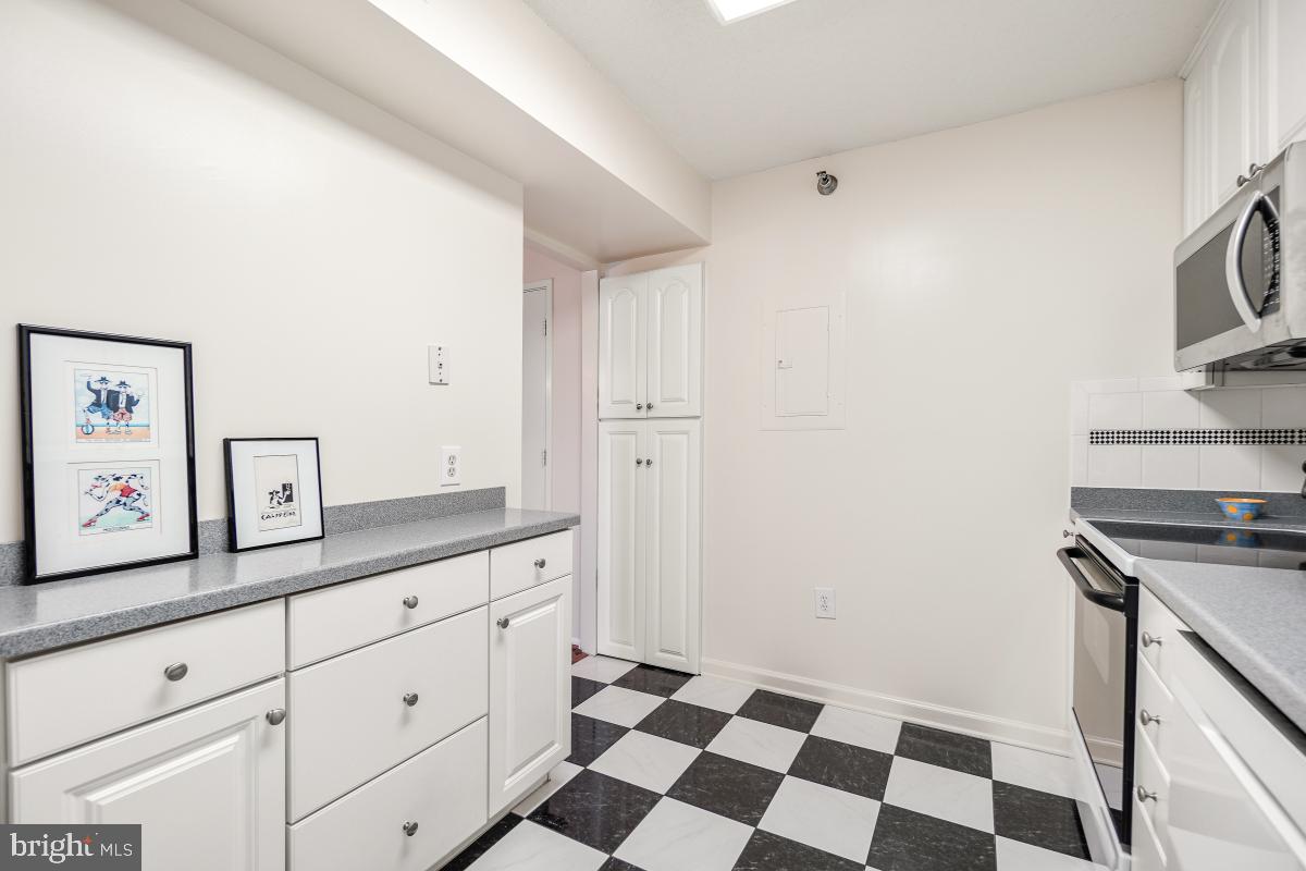 3310 N Leisure World Blvd #516