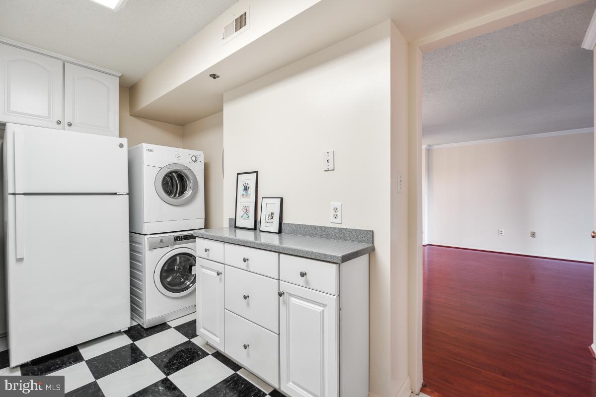 3310 N Leisure World Blvd #516