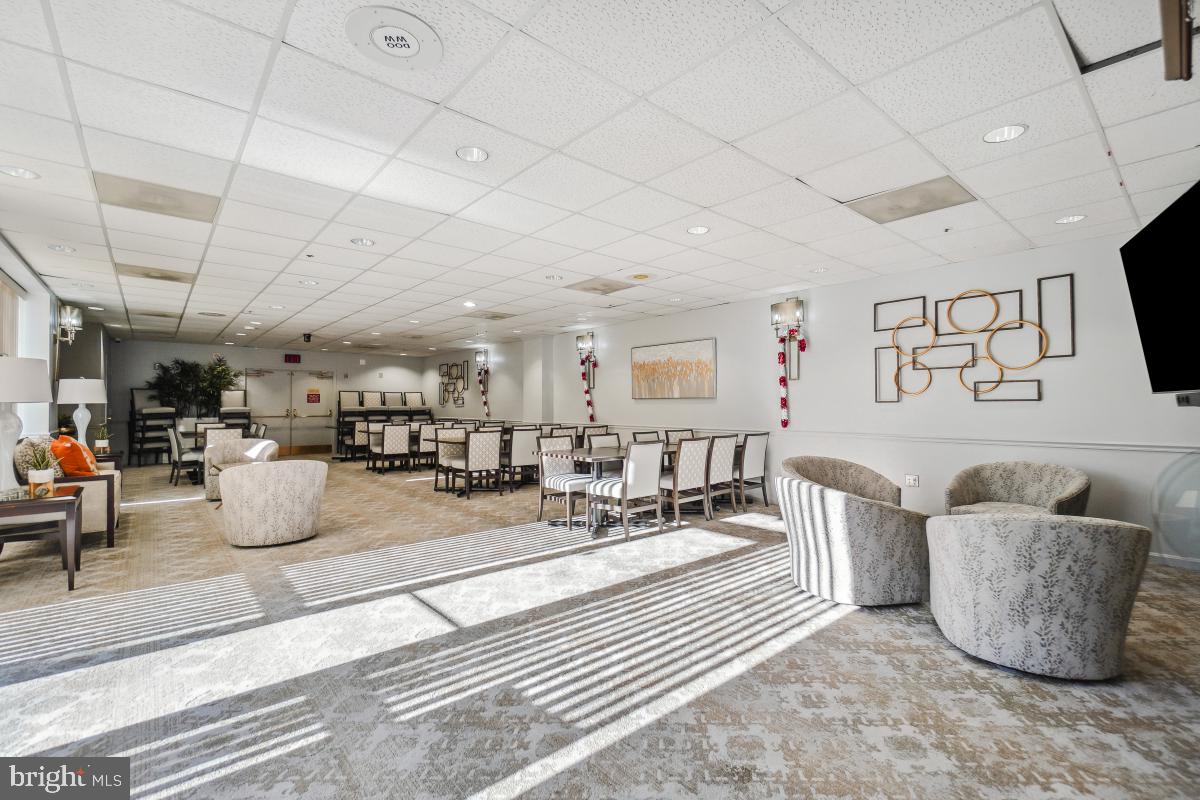 3310 N Leisure World Blvd #516