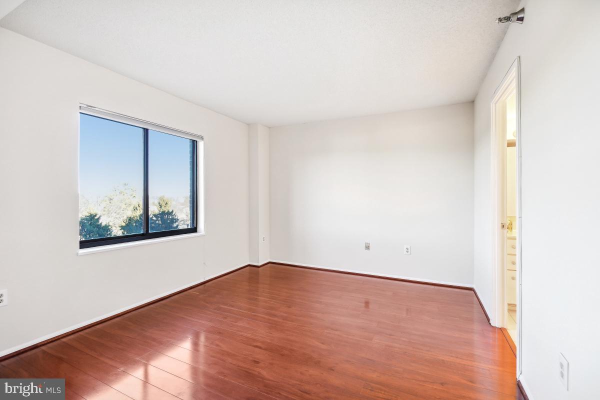 3310 N Leisure World Blvd #516