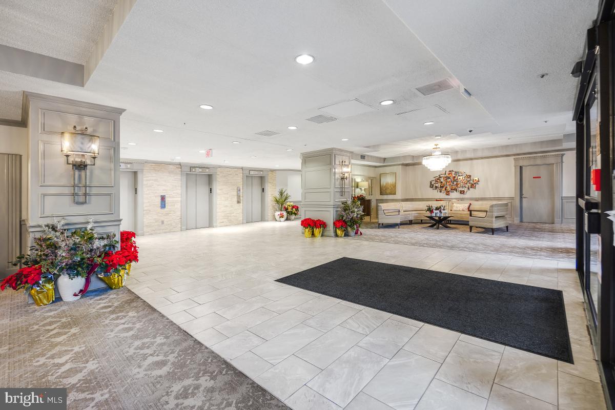 3310 N Leisure World Blvd #516