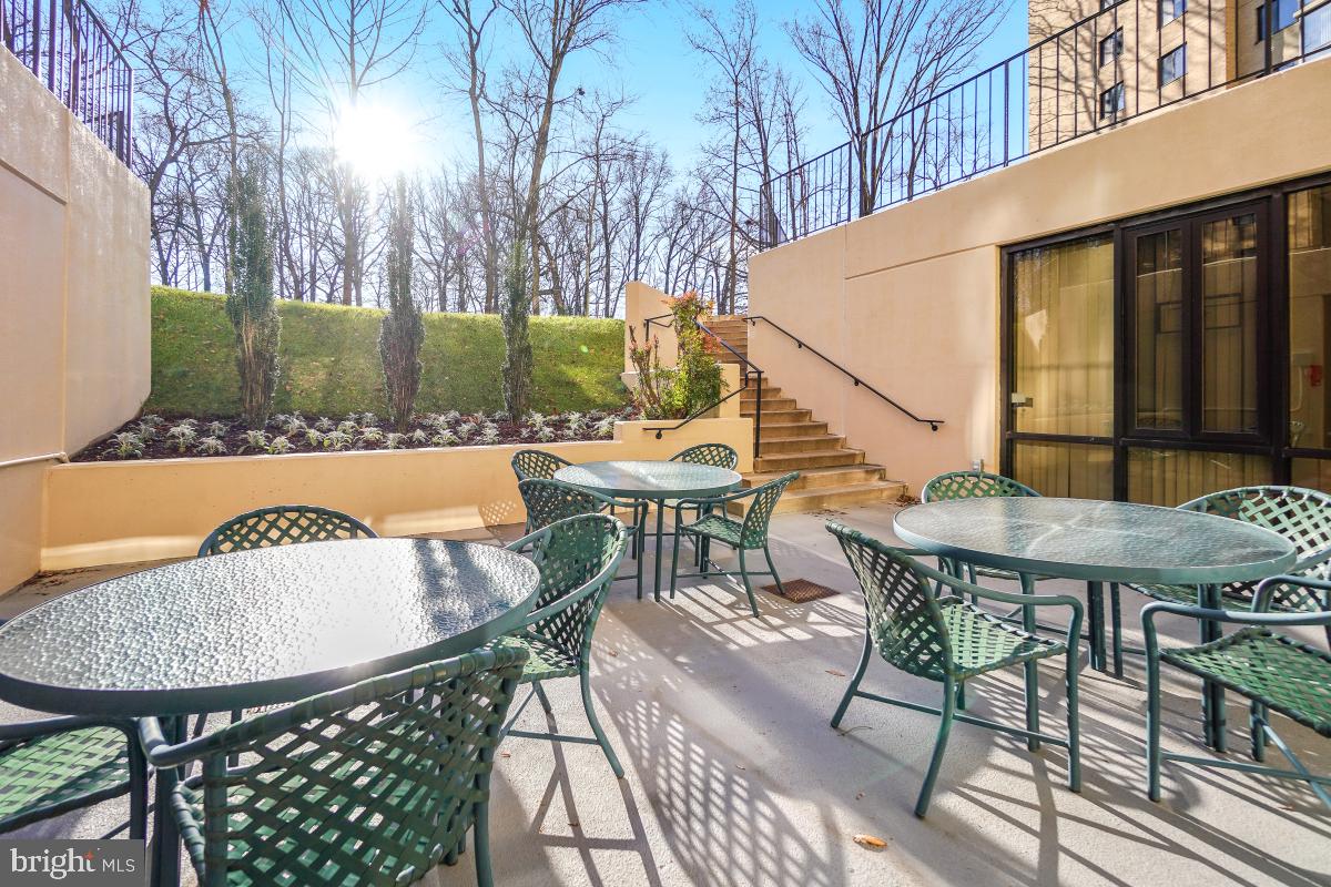 3310 N Leisure World Blvd #516