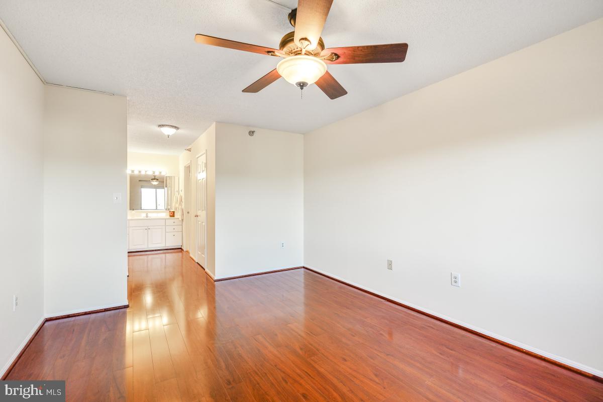 3310 N Leisure World Blvd #516