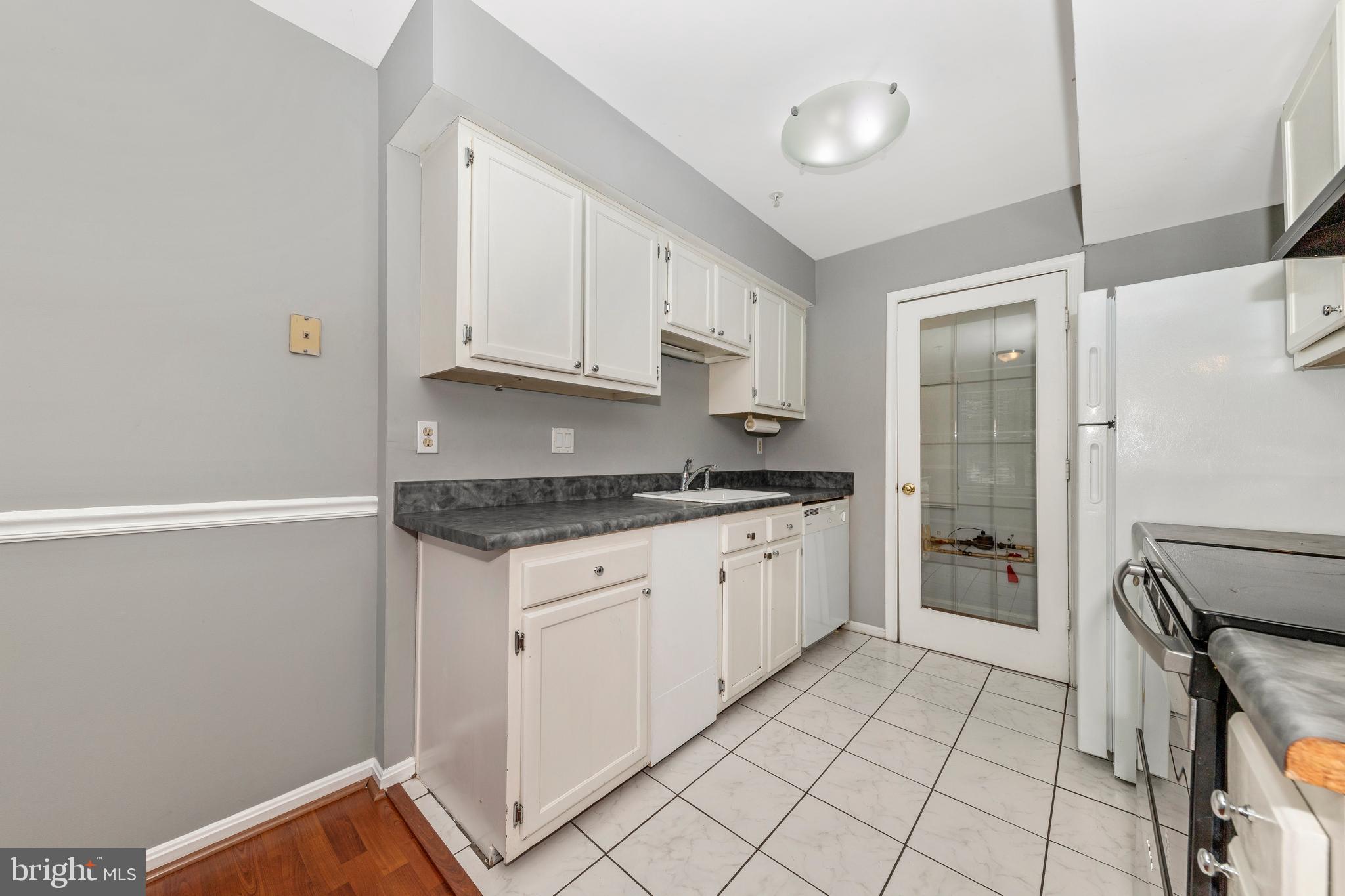 14911 Cleese Ct #4bf