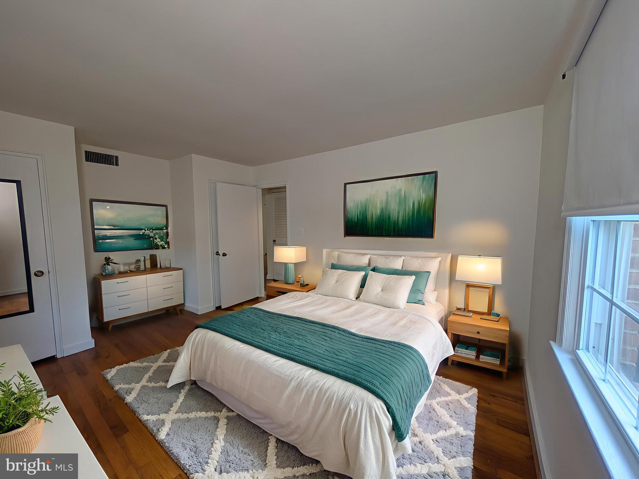 2232 WASHINGTON AVE #102