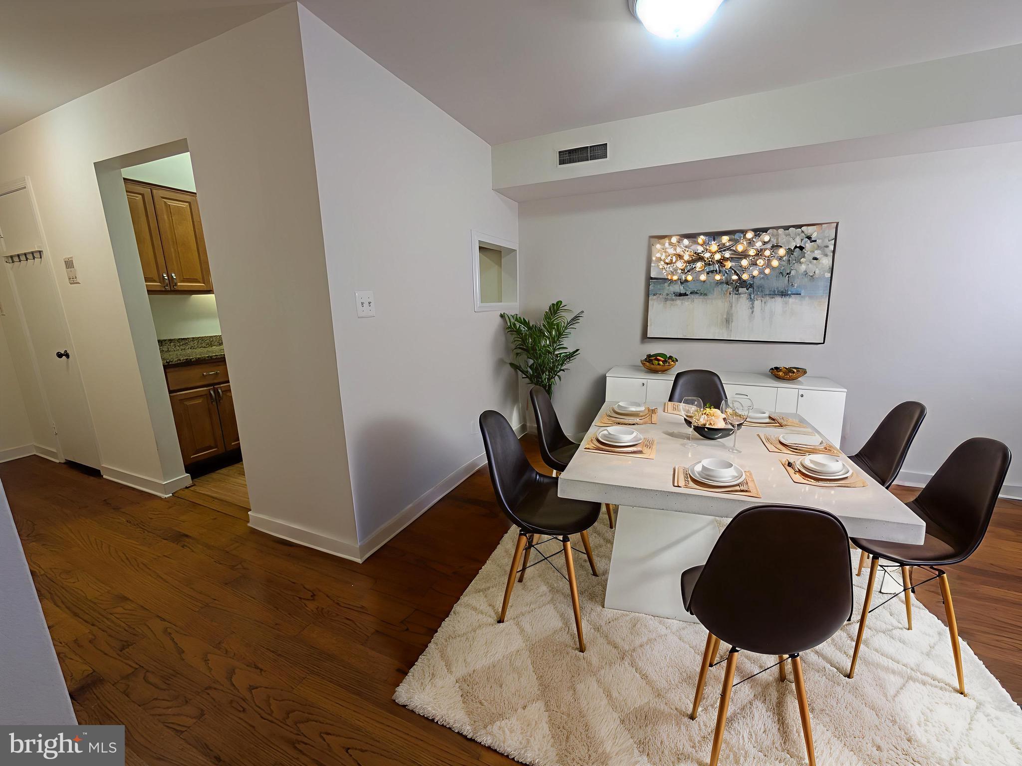 2232 WASHINGTON AVE #102