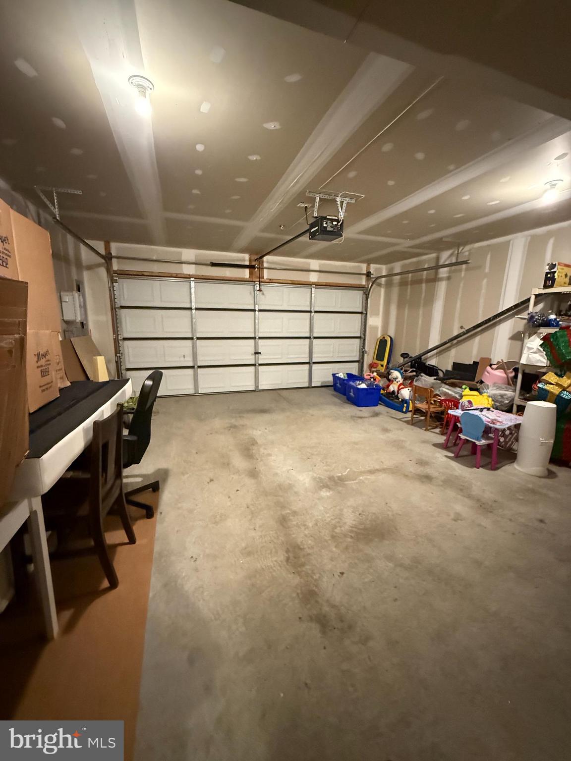 189 GREEN POPLAR LOOP