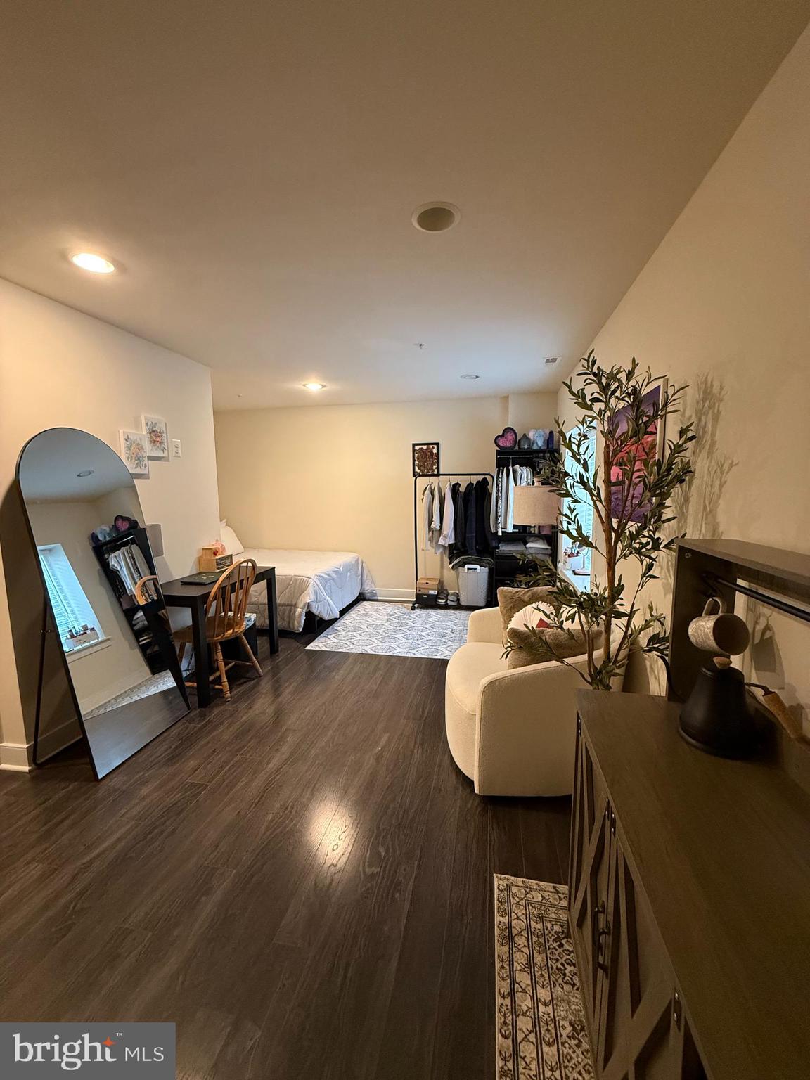 189 GREEN POPLAR LOOP