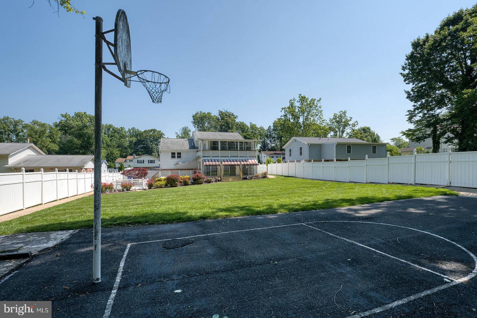 13406 ORIENTAL STREET