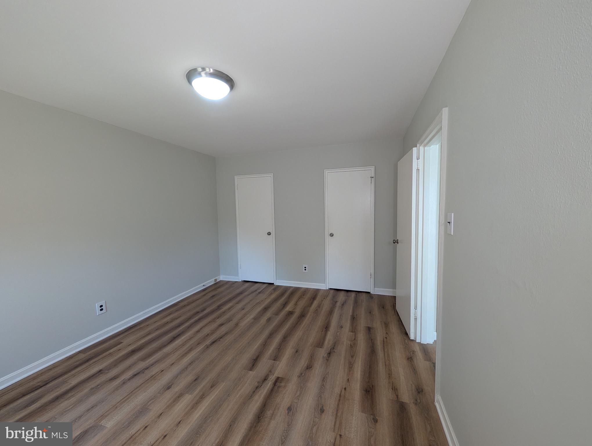 4824 CHEVY CHASE DR #302