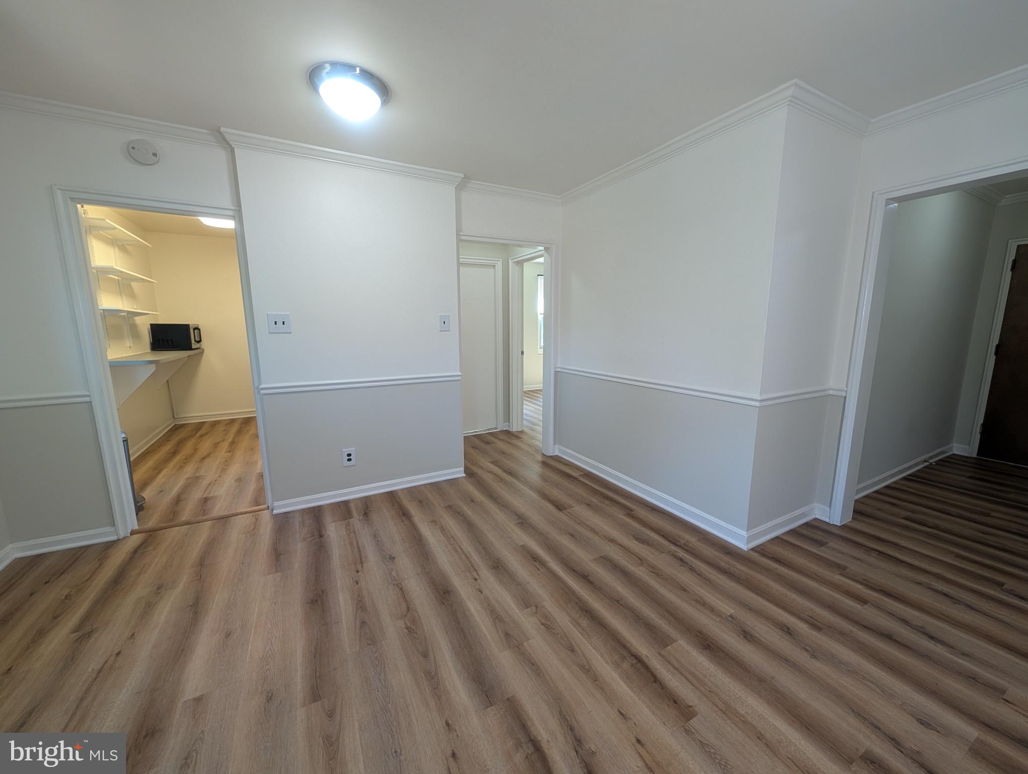 4824 CHEVY CHASE DR #302