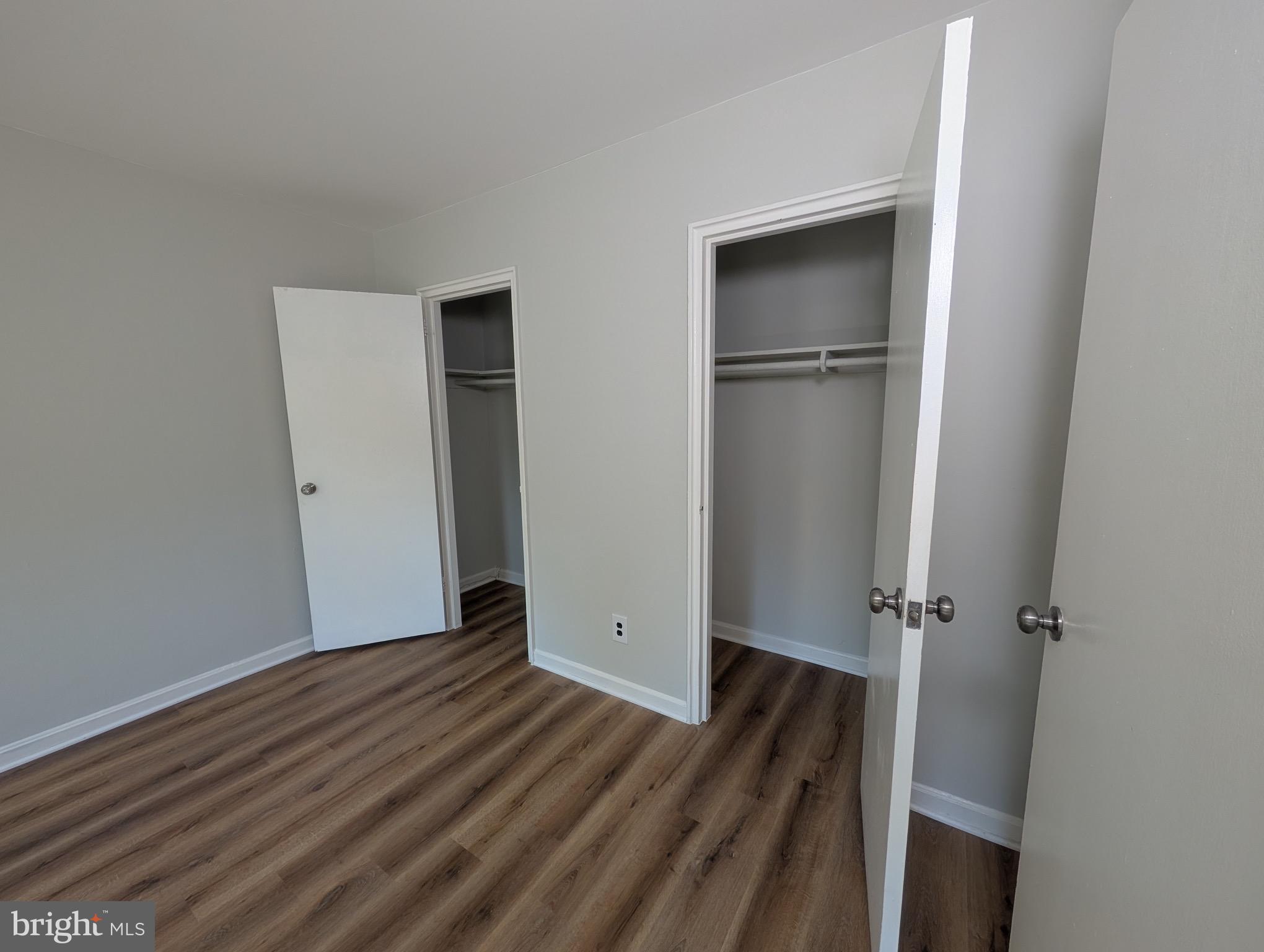 4824 CHEVY CHASE DR #302