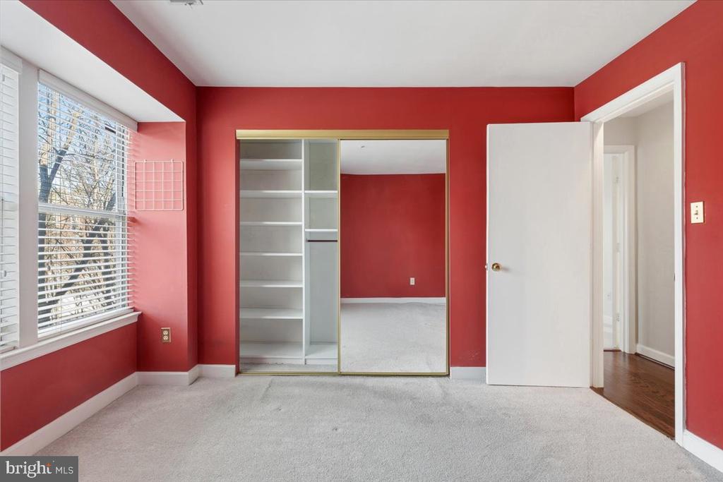 3301 SIR THOMAS DRIVE 6-B-34