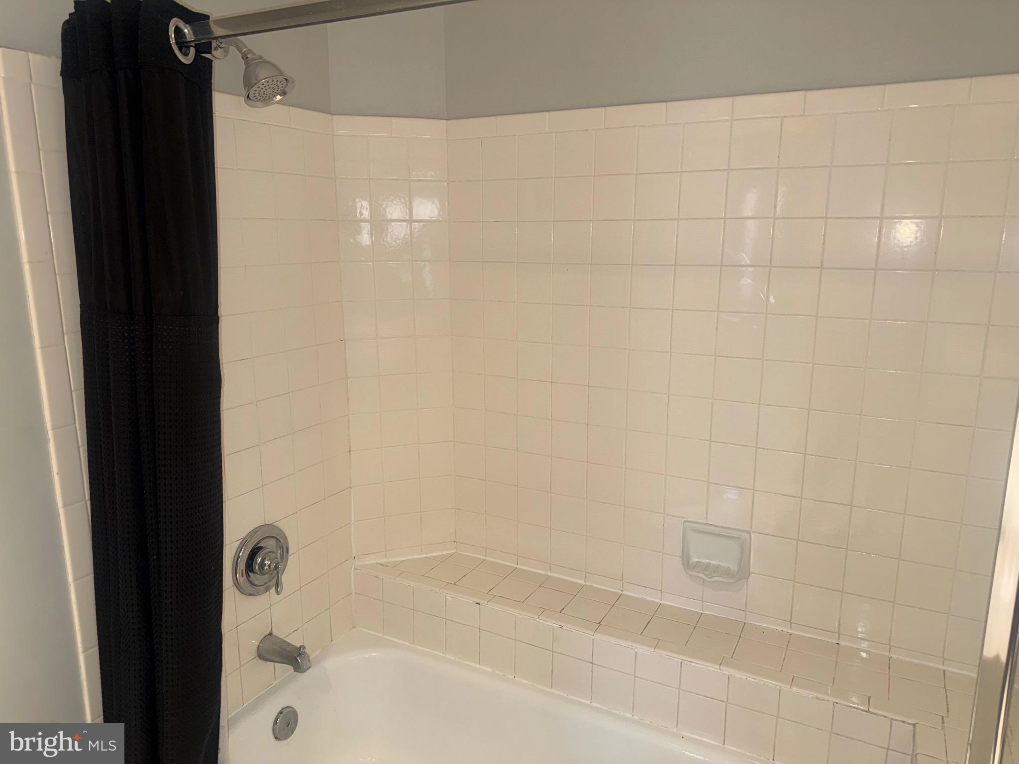 3301 SIR THOMAS DRIVE 6-B-34