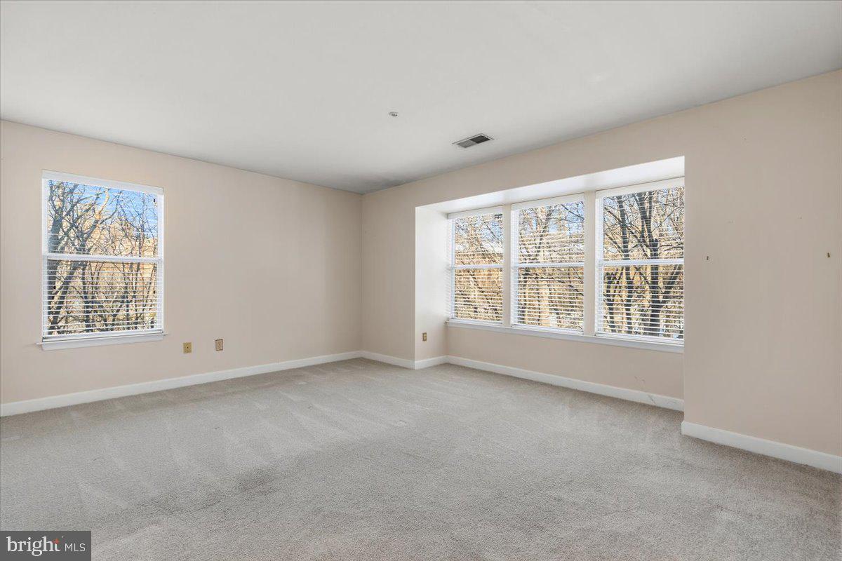 3301 SIR THOMAS DRIVE 6-B-34