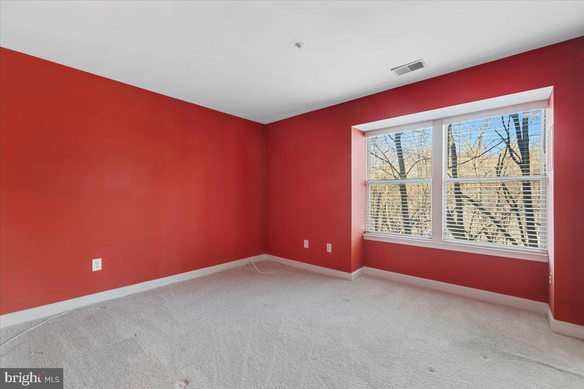 3301 SIR THOMAS DRIVE 6-B-34