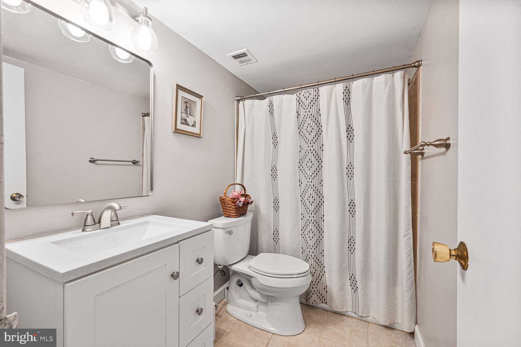 9900 GEORGIA AVENUE 27-113