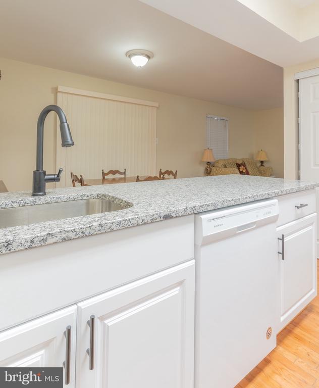 7 VALLEYFIELD COURT