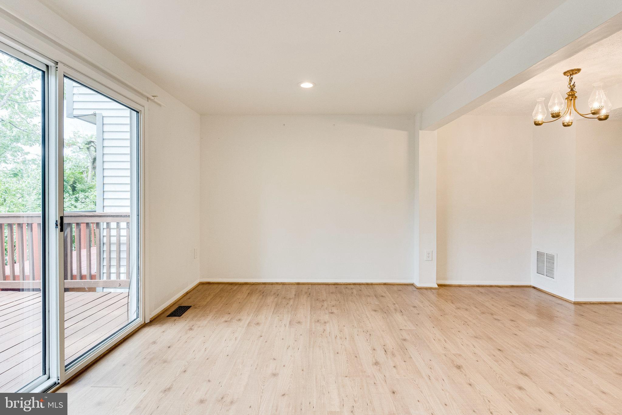 2841 SHEPPERTON TERRACE