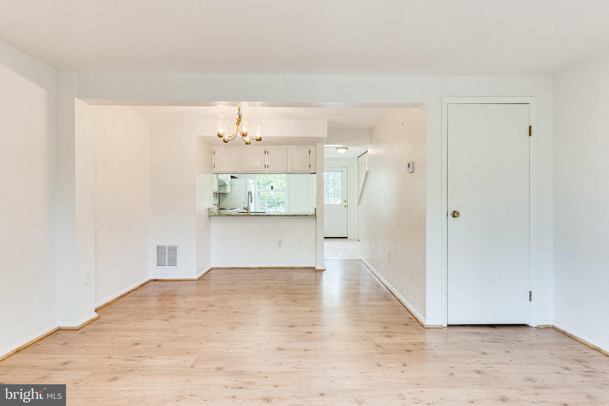 2841 SHEPPERTON TERRACE