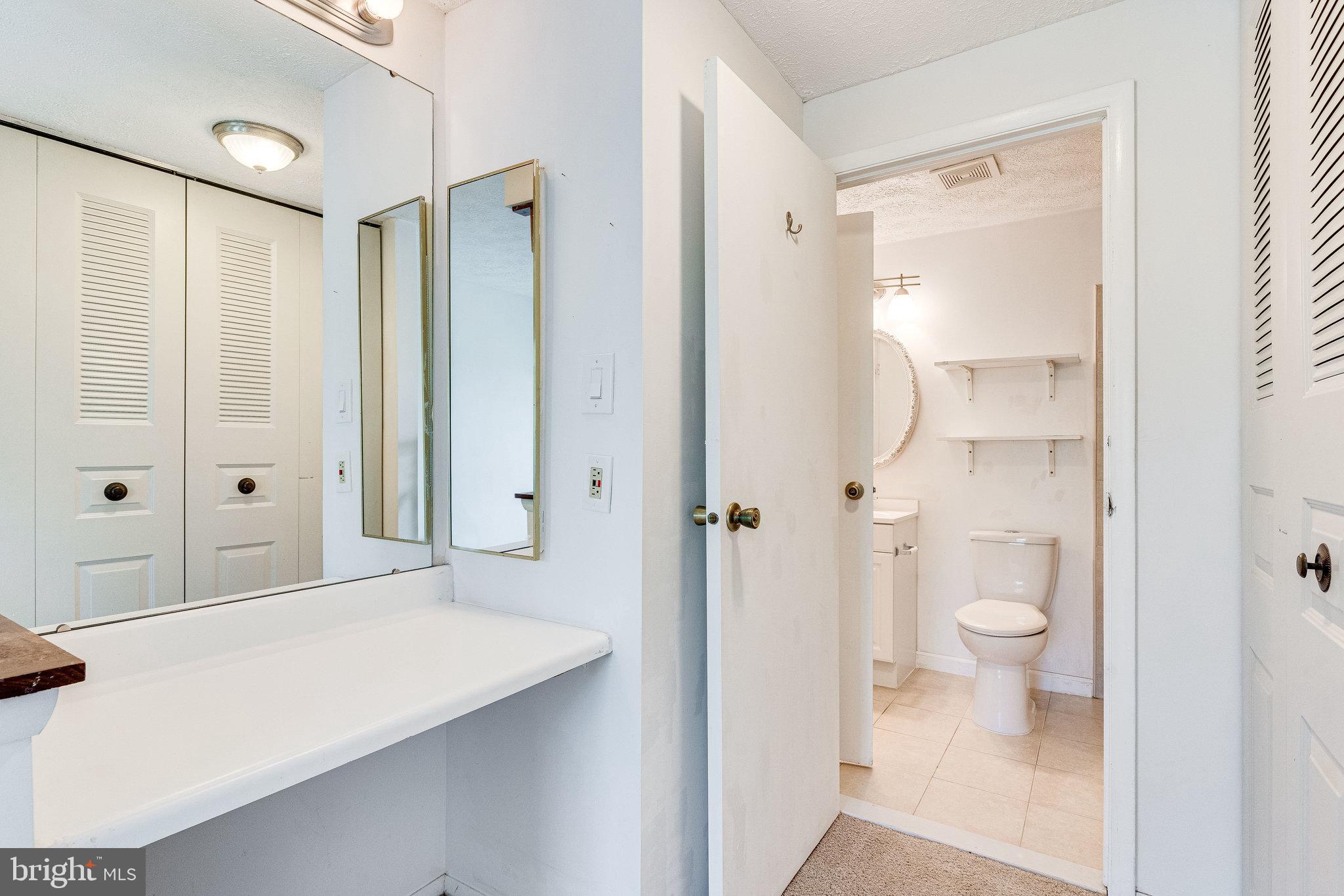 2841 SHEPPERTON TERRACE