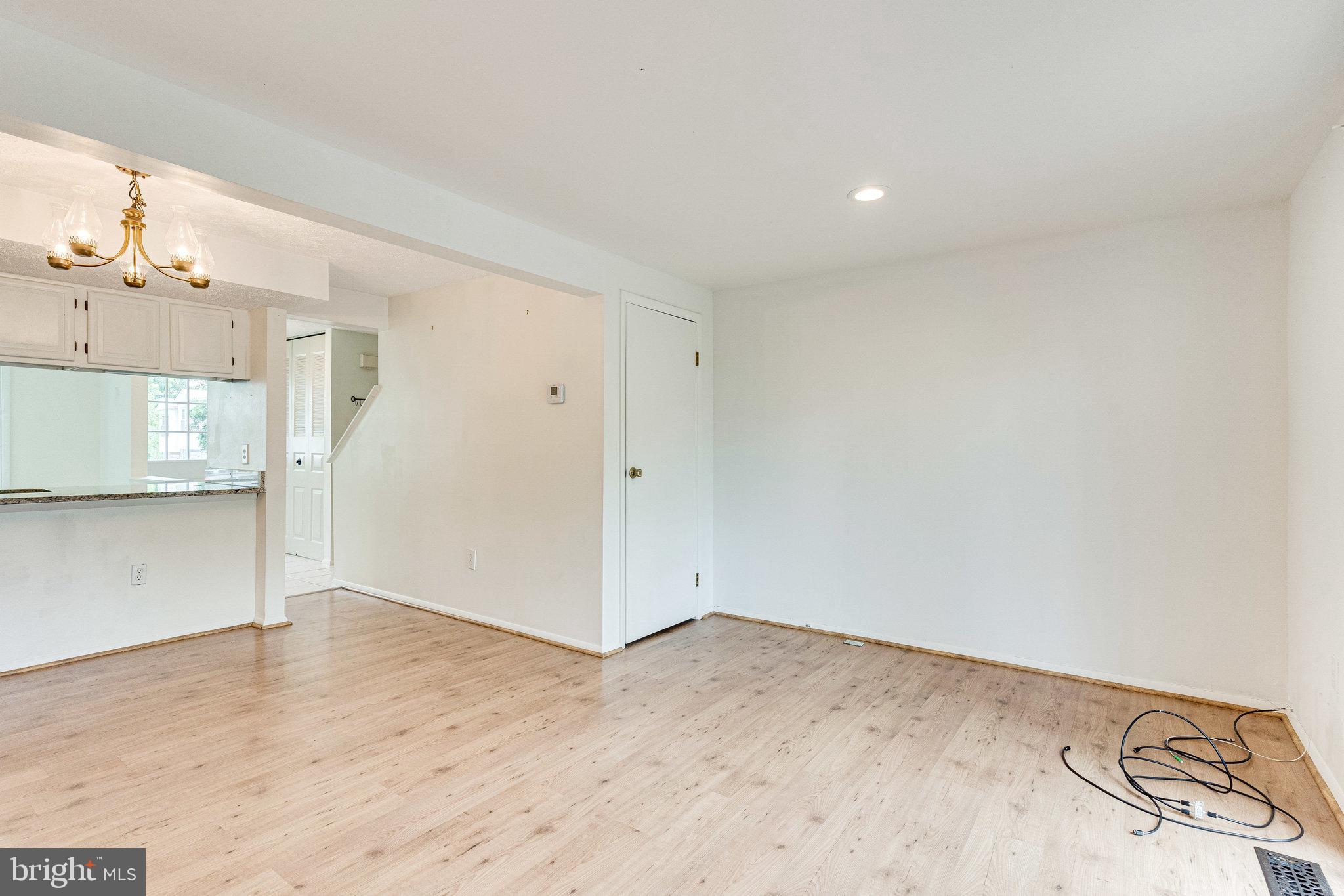 2841 SHEPPERTON TERRACE