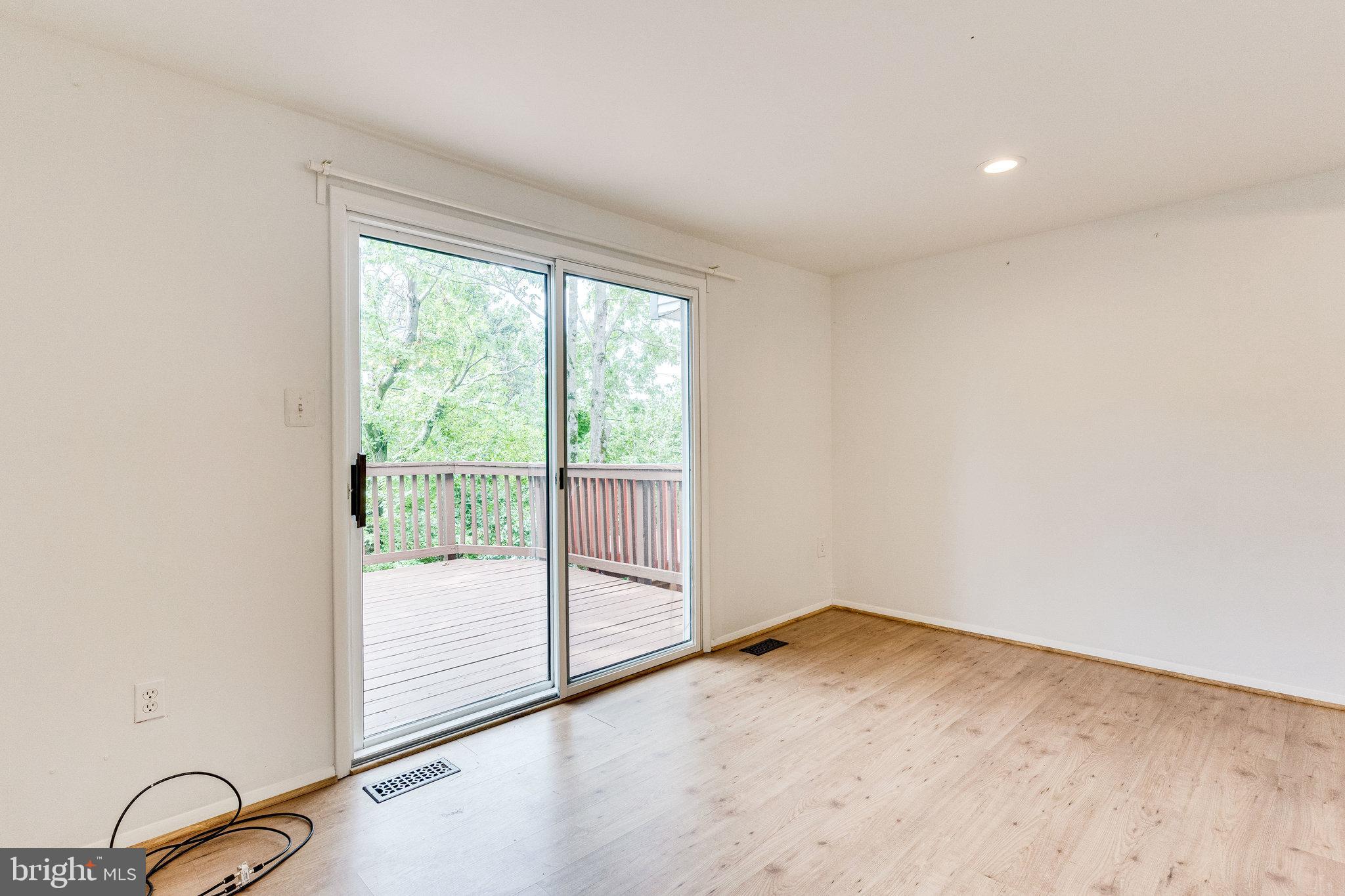 2841 SHEPPERTON TERRACE