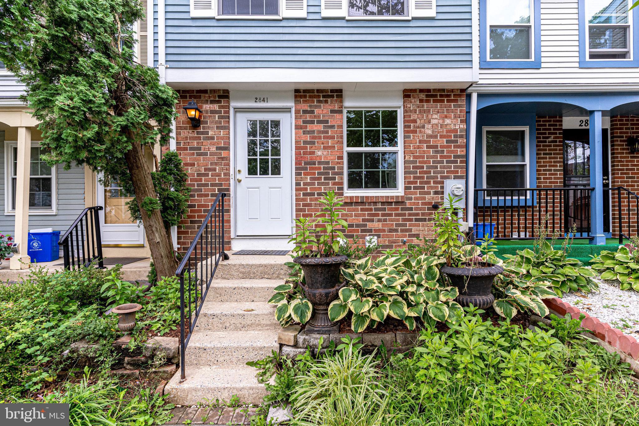 2841 SHEPPERTON TERRACE