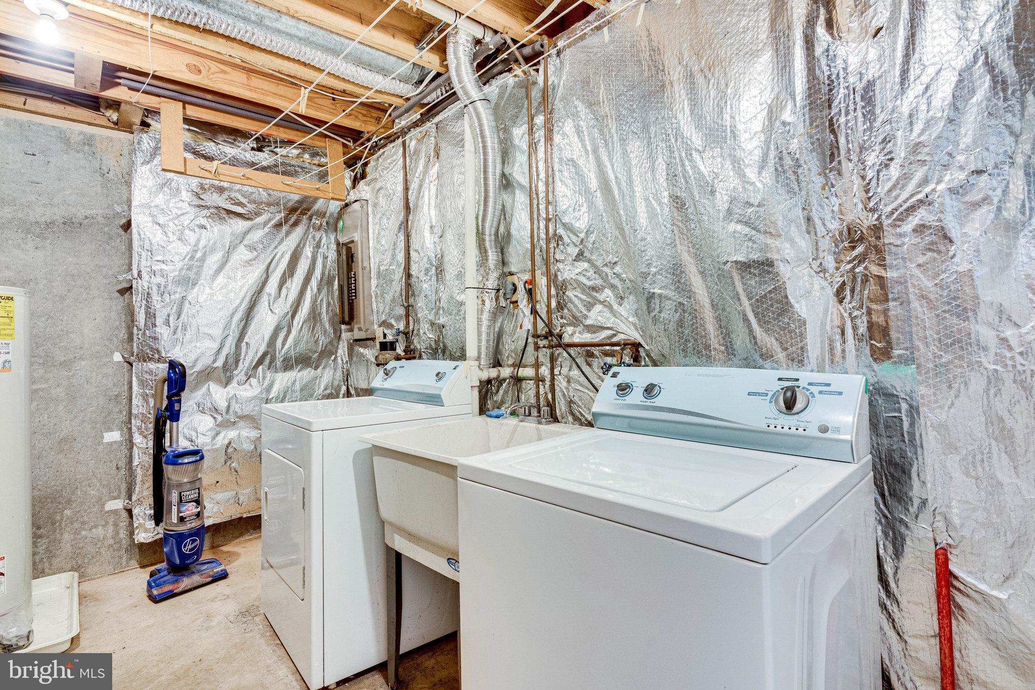 2841 SHEPPERTON TERRACE