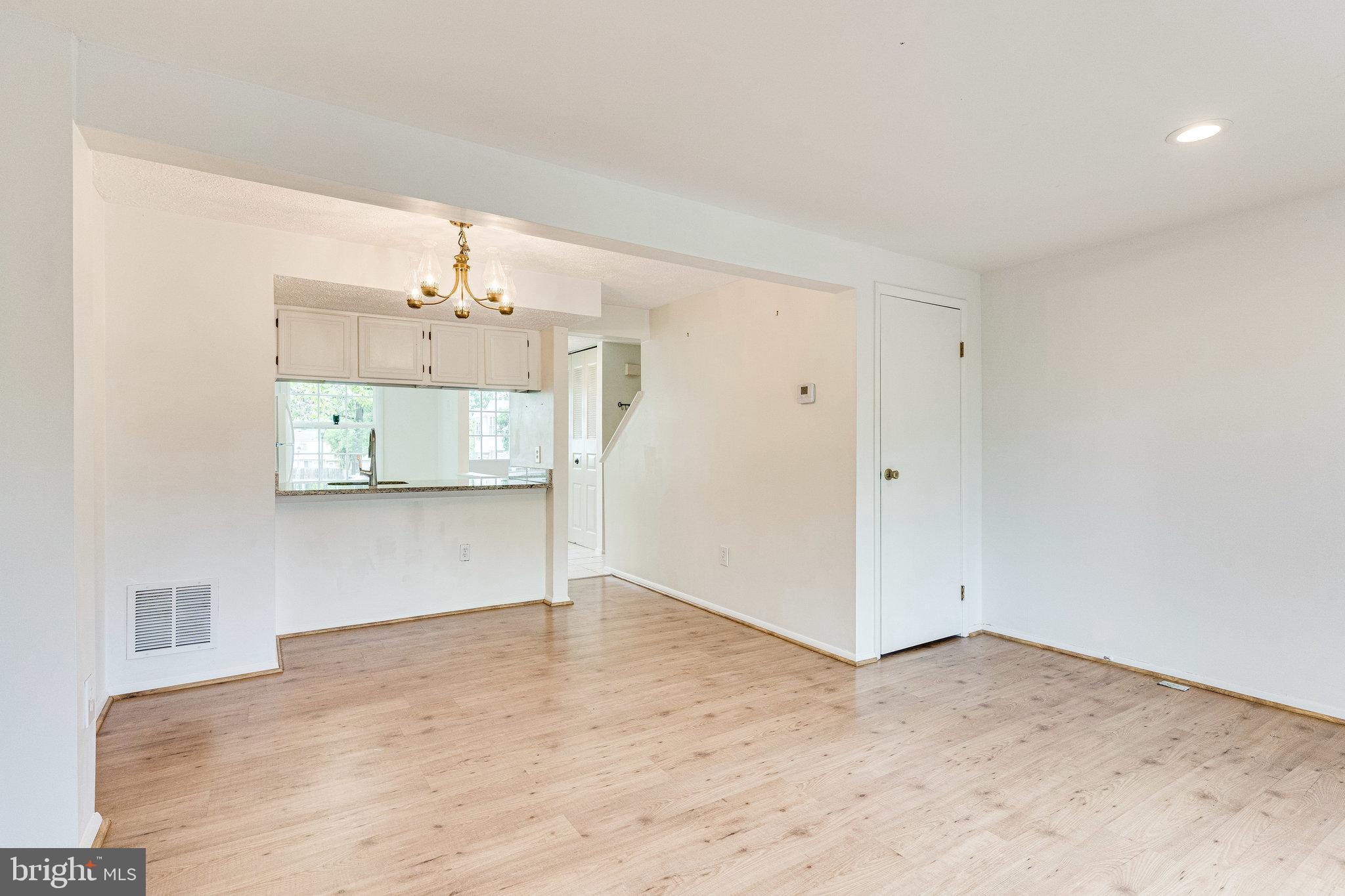 2841 SHEPPERTON TERRACE