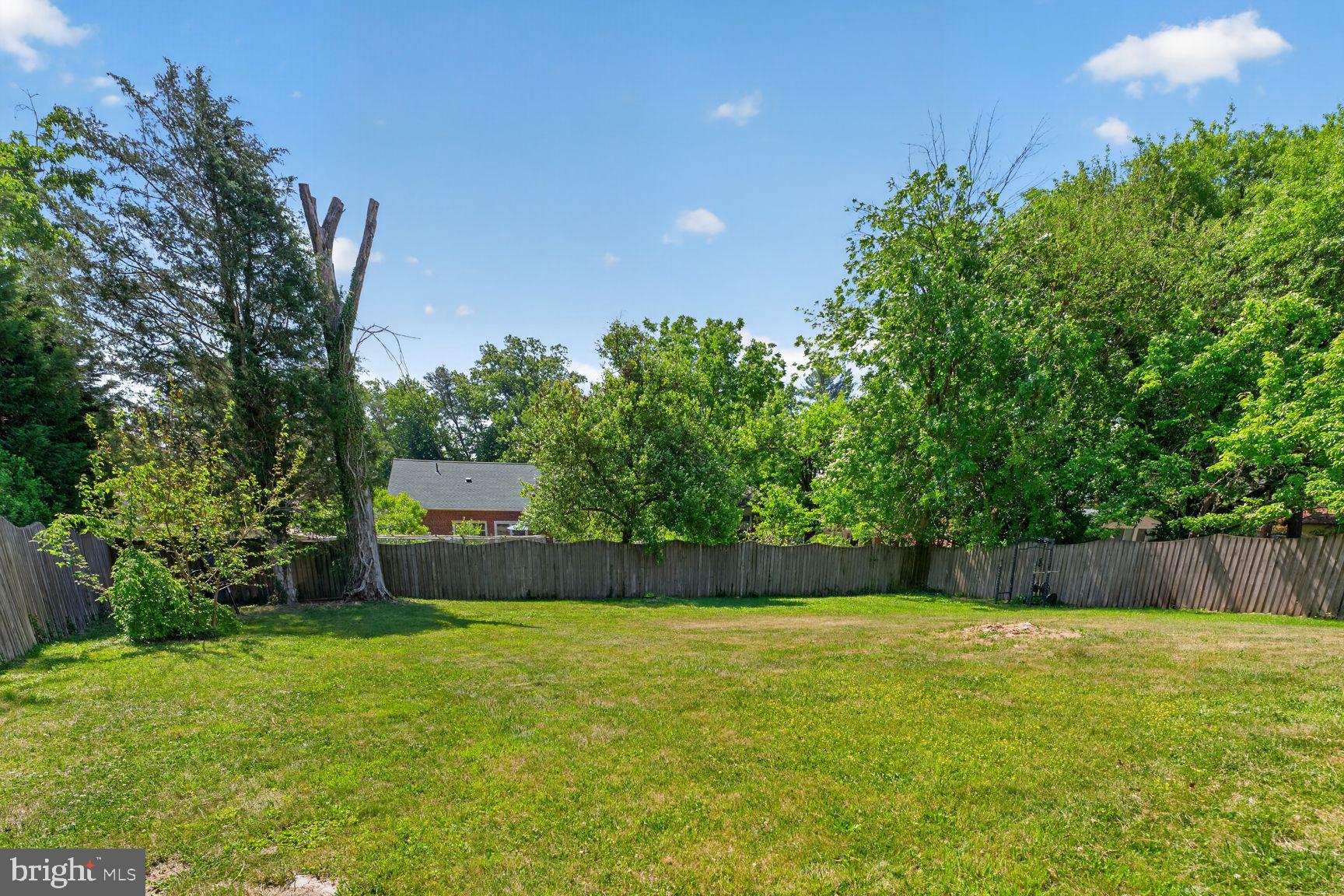 1104 CADDINGTON AVENUE