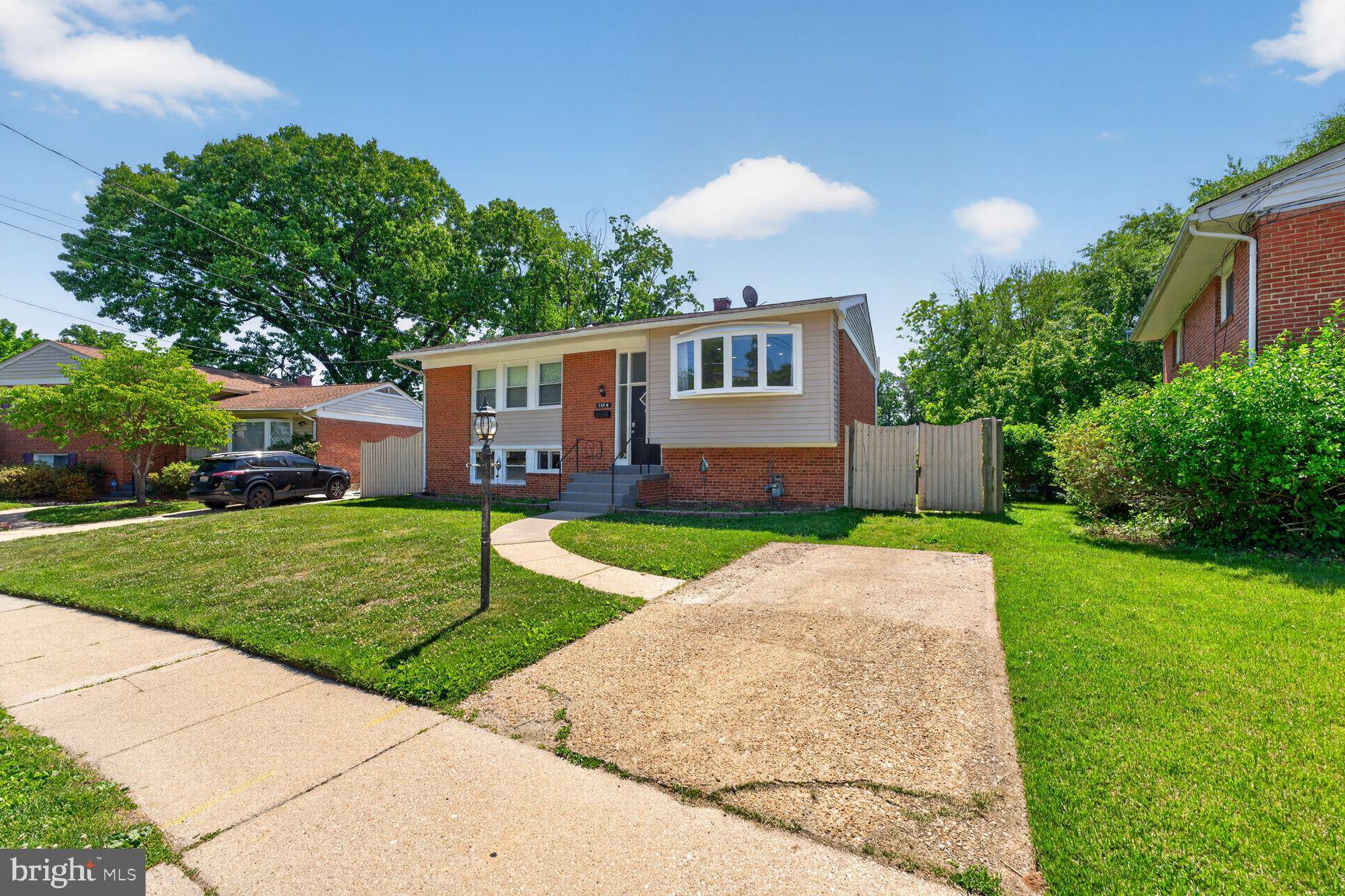 1104 CADDINGTON AVENUE