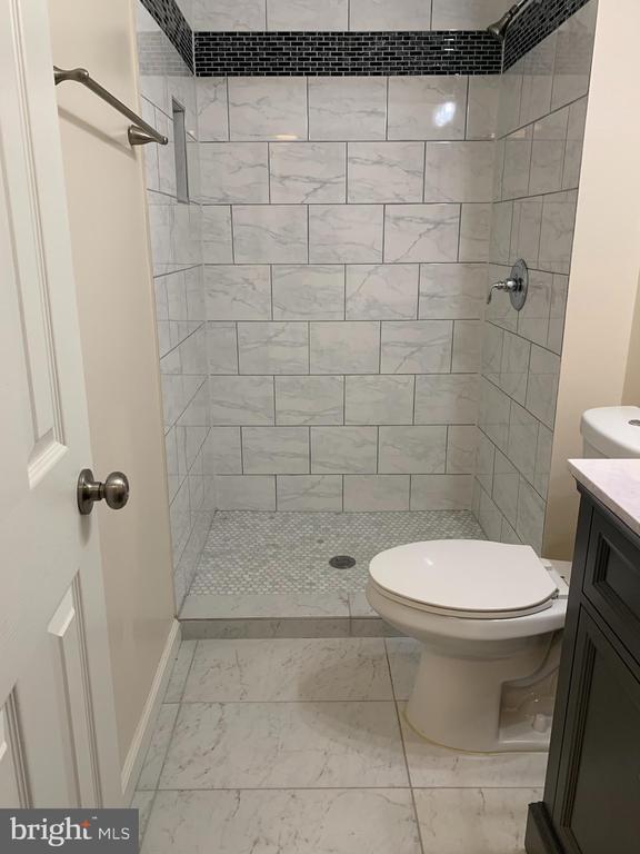 2 NORMANDY SQUARE COURT D