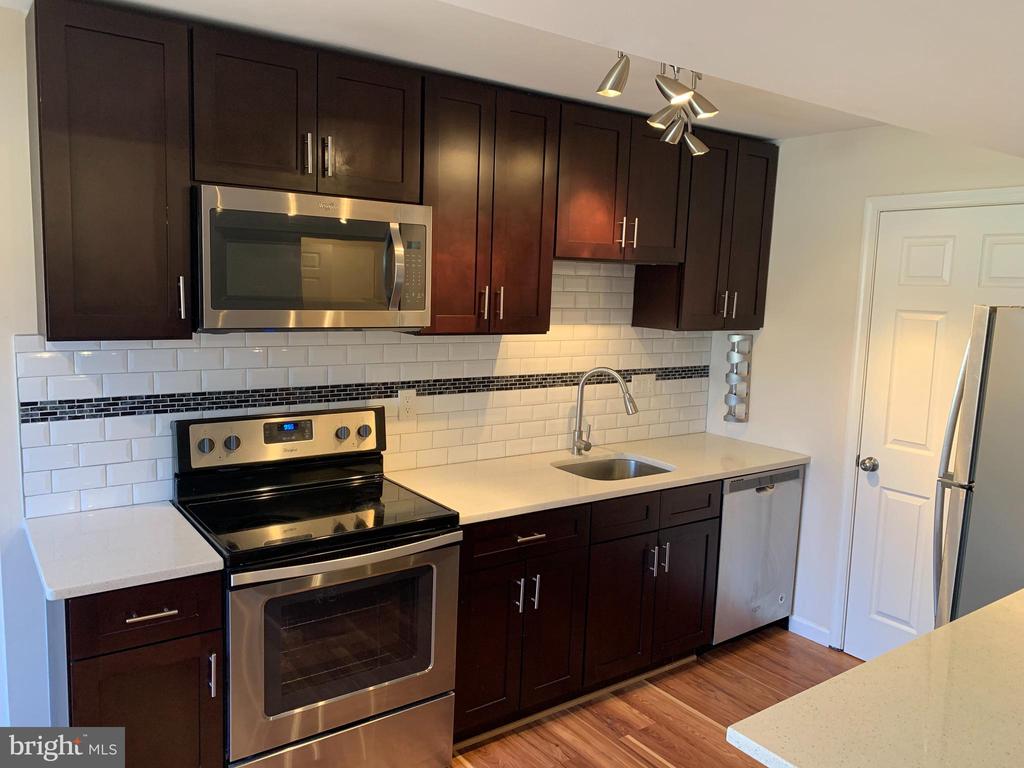 2 NORMANDY SQUARE COURT D