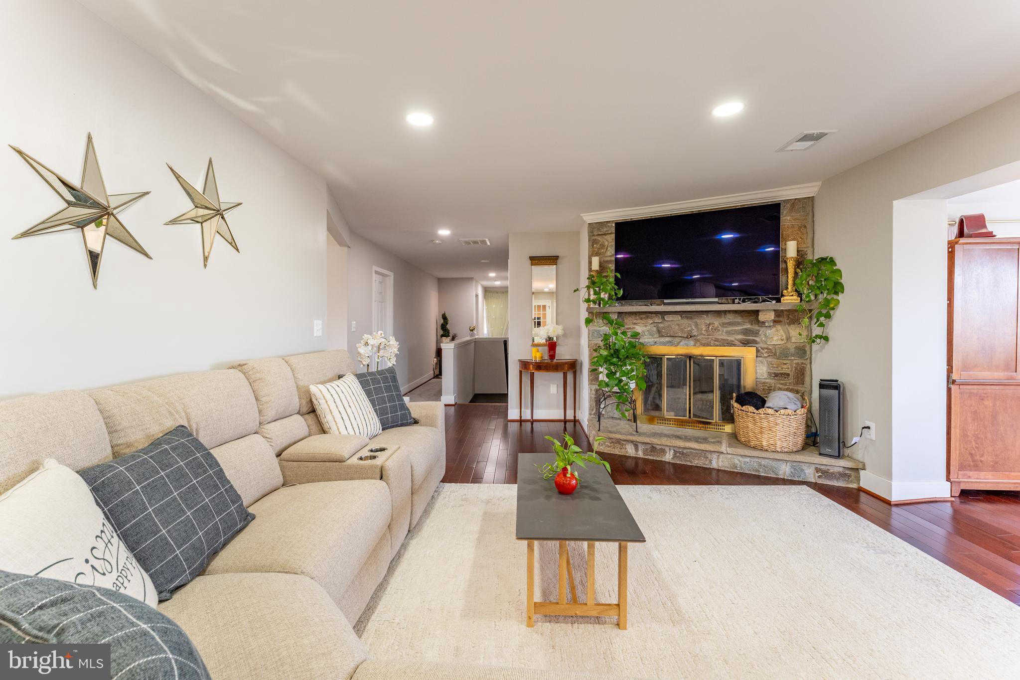 14838 MOCKINGBIRD DRIVE LOT 1