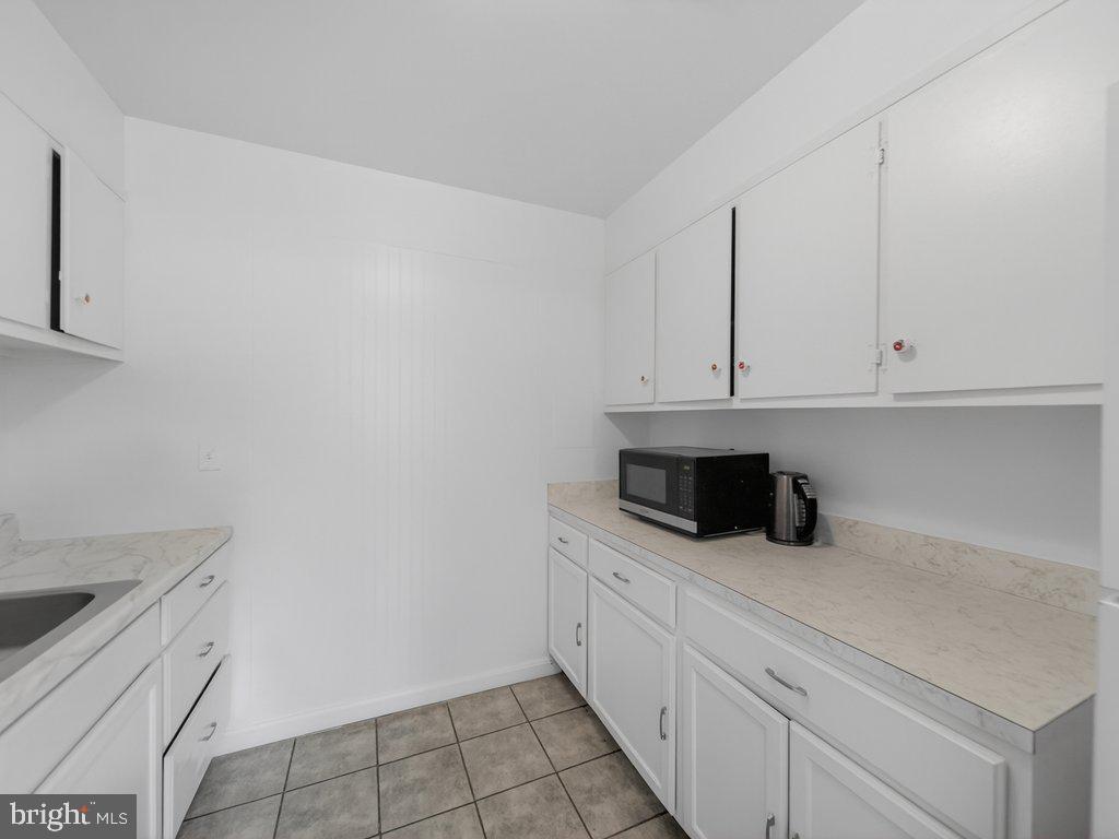 17633 AMITY DRIVE 11-G