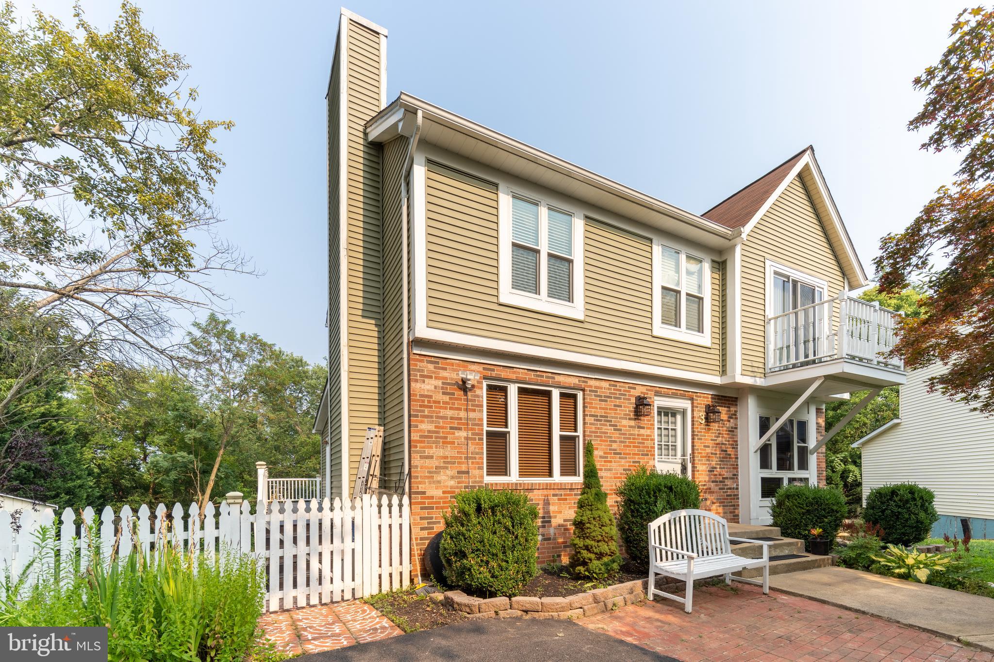 3 MCFARLIN COURT