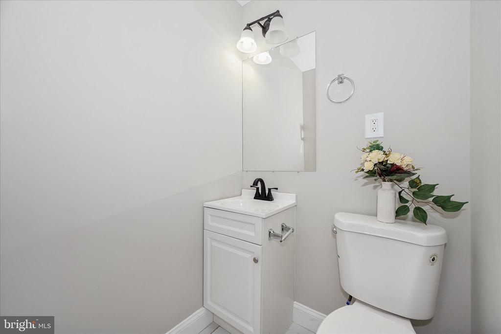 10607 LILAC PLACE
