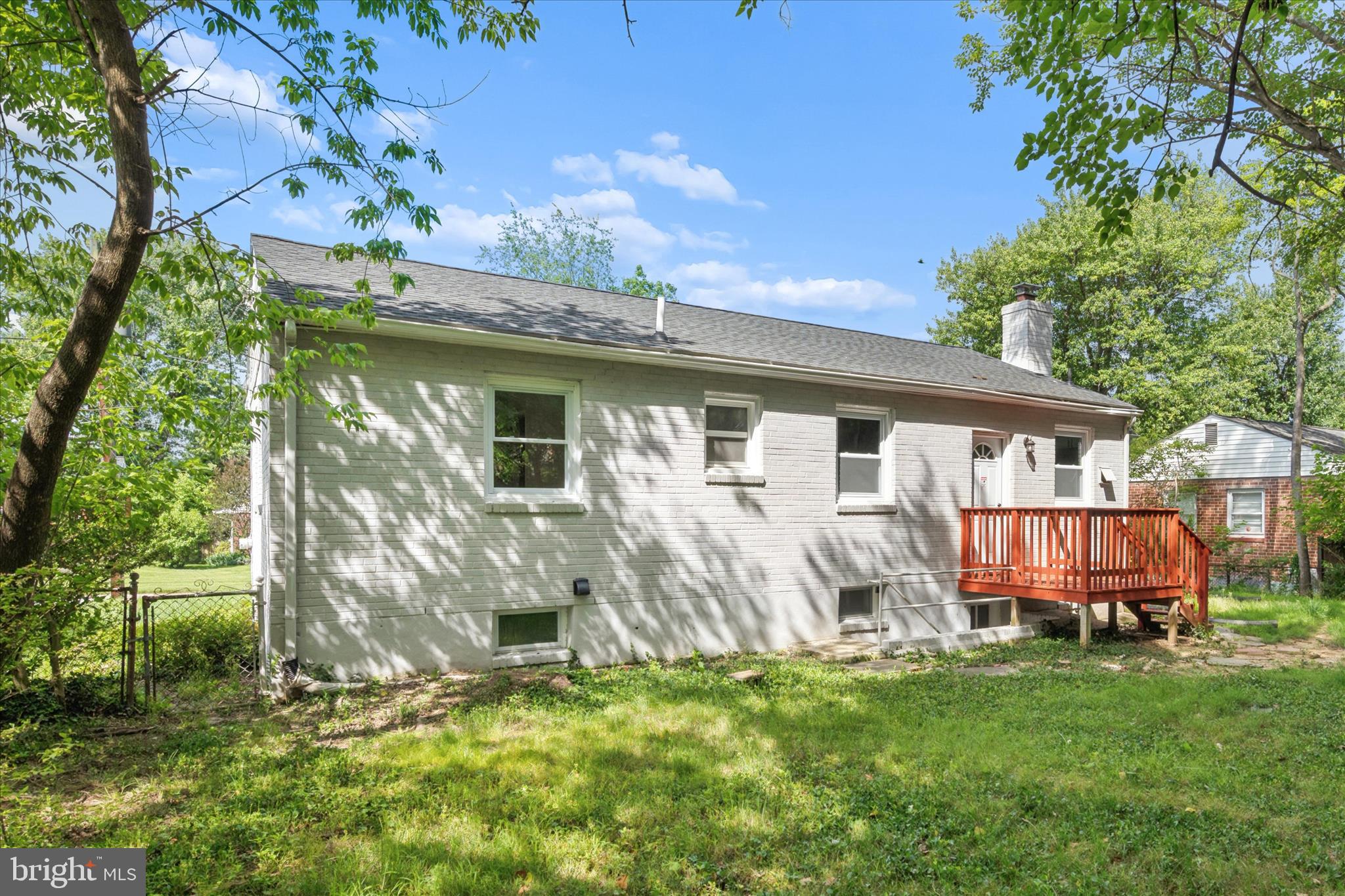 10607 LILAC PLACE