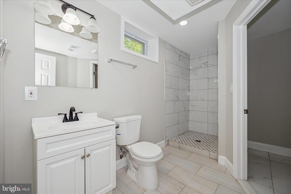 10607 LILAC PLACE
