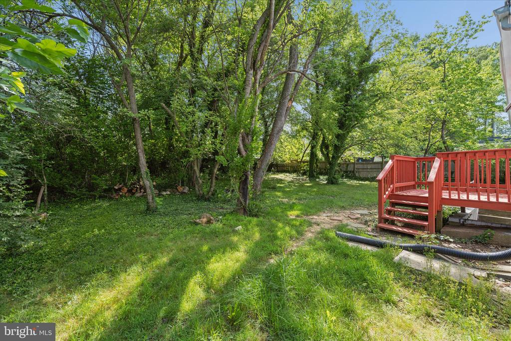 10607 LILAC PLACE