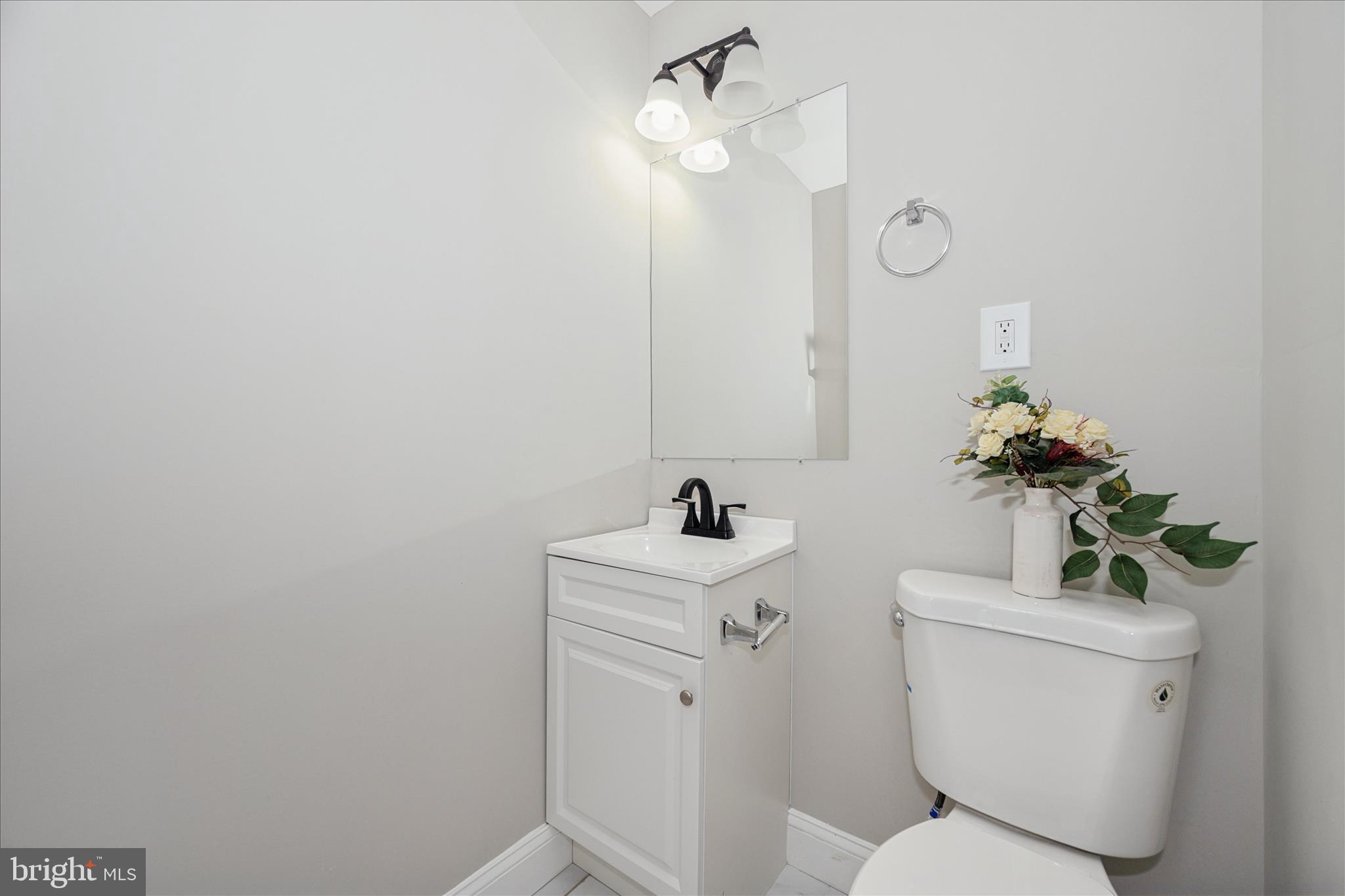 10607 LILAC PLACE