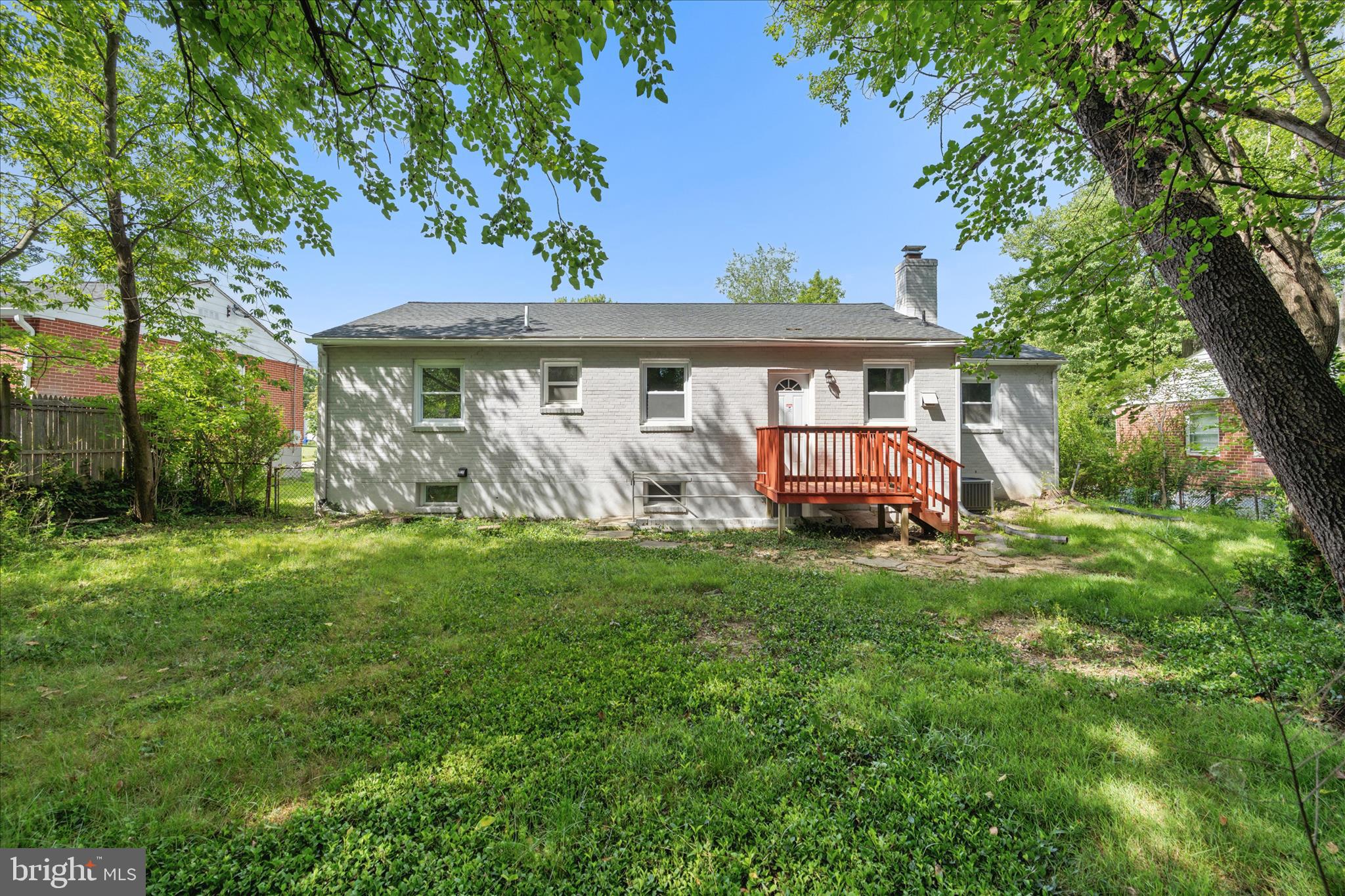 10607 LILAC PLACE