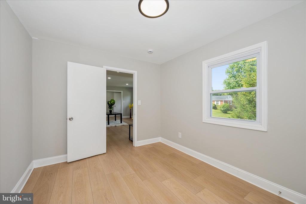 10607 LILAC PLACE